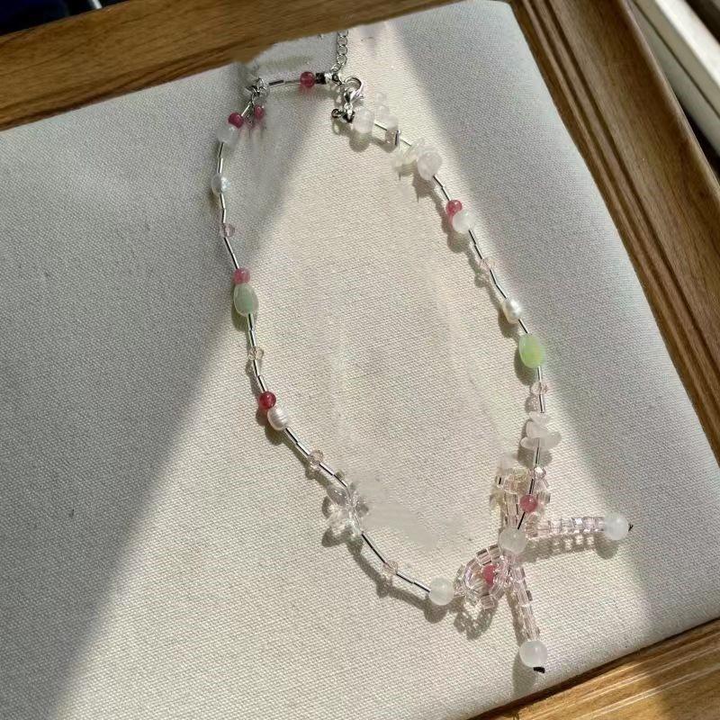 Dopamine Girl: Sweet & Versatile Beaded Necklace - Trendy, Luxurious Clavicle Chain for Women