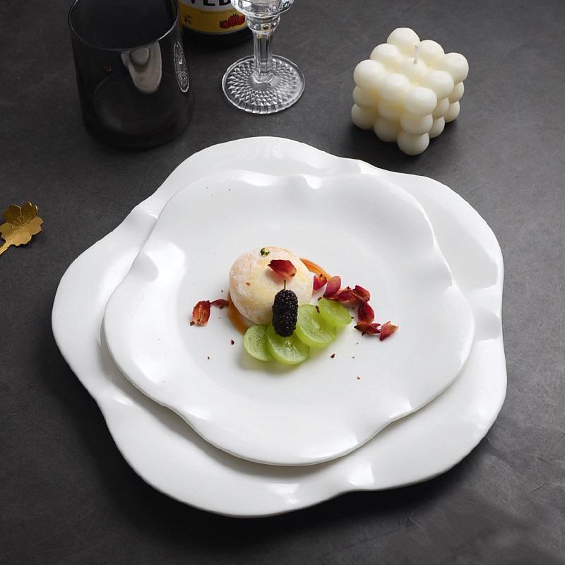 Creative White Ceramic Flower Plates Hotel Restaurant Tableware Modern Irregular White Porcelain Dinner Plates Kitchen Utensils