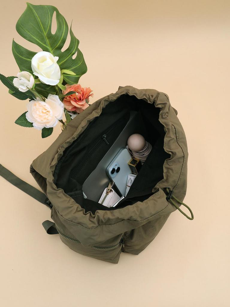 Fashionable Unisex Drawstring Backpack: Practical, Large-Capacity, Lightweight, Washable Fabric, Ideal for Casual Use.