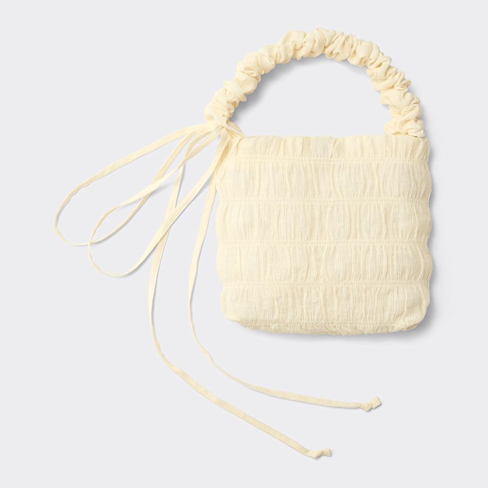 

Сумка на плечо GU by Uniqlo с сборками+E