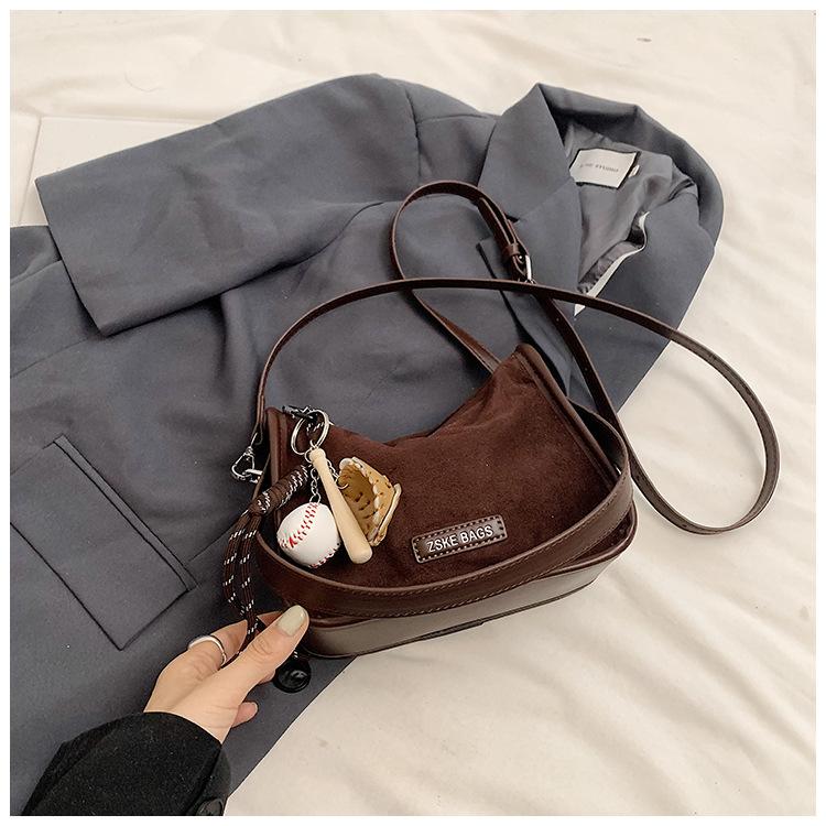 Underarm bag women's autumn versatile 2025 new fashion chain shoulder messenger bag high-end sense work small bag