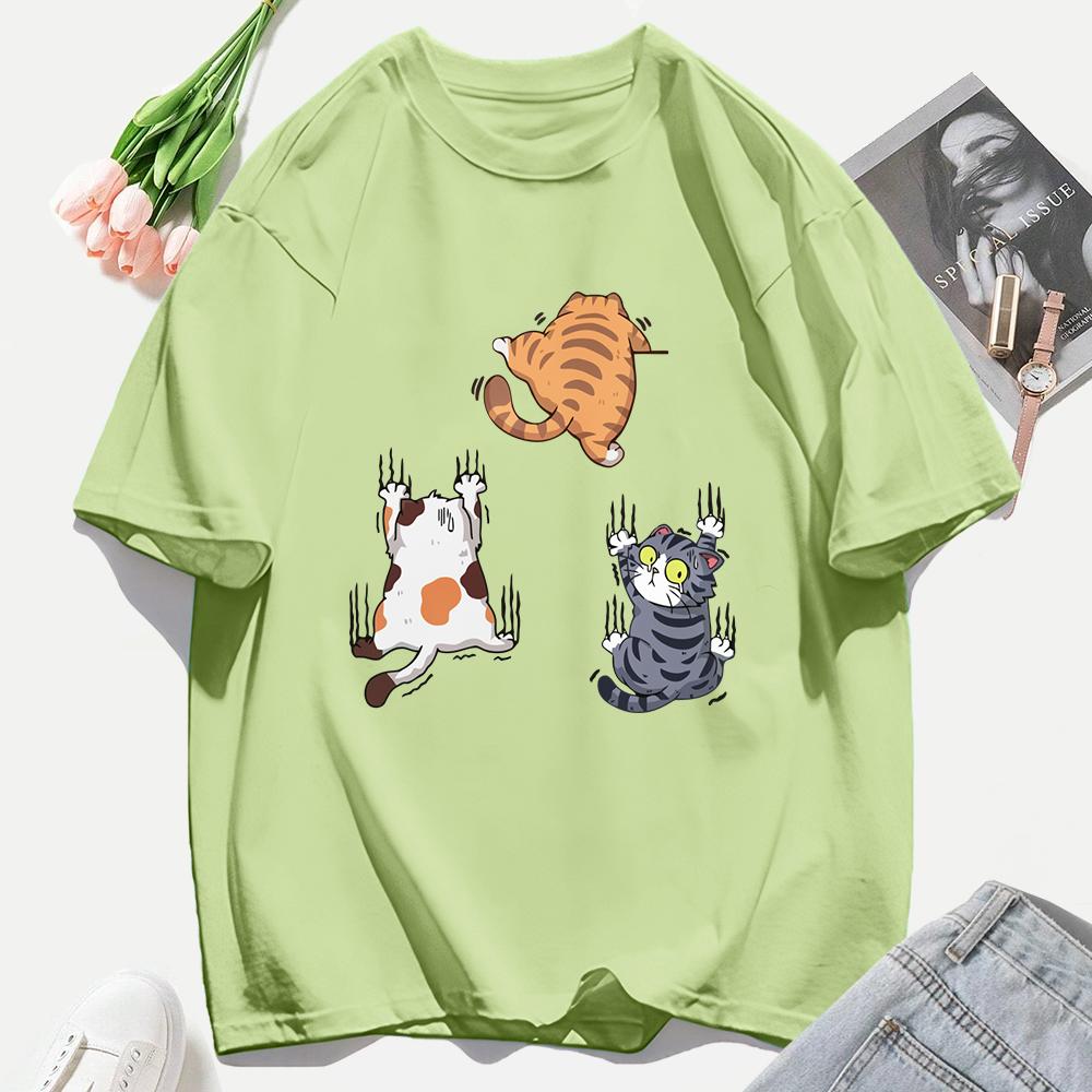 Three Cats Climbing Upwards And Escaping Print T-Shirt Women Soft Y2K T Shirts Cotton Casual Woman Clothes Crewneck Oversize Top