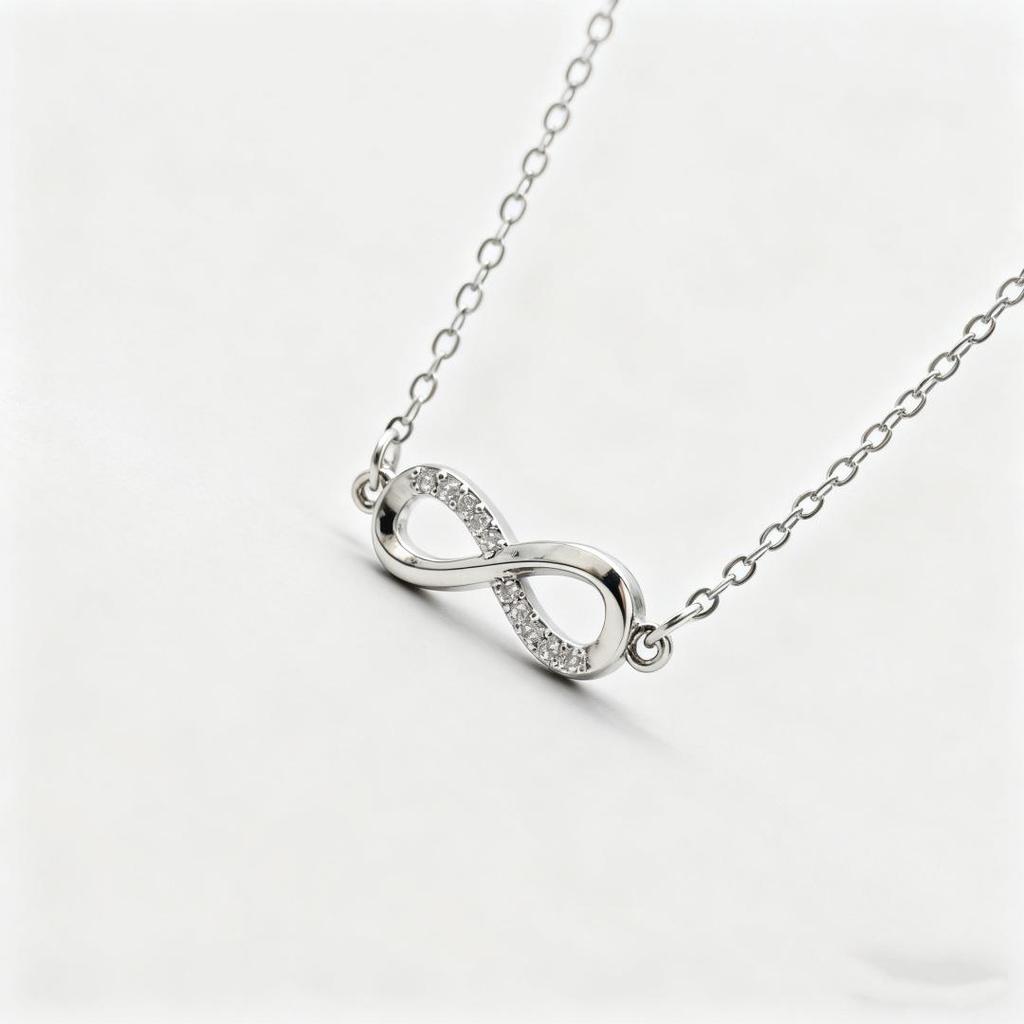Exquisite Möbius Ring Figure 8 Necklace - Women's High-End Versatile Ins Style Clavicle Chain