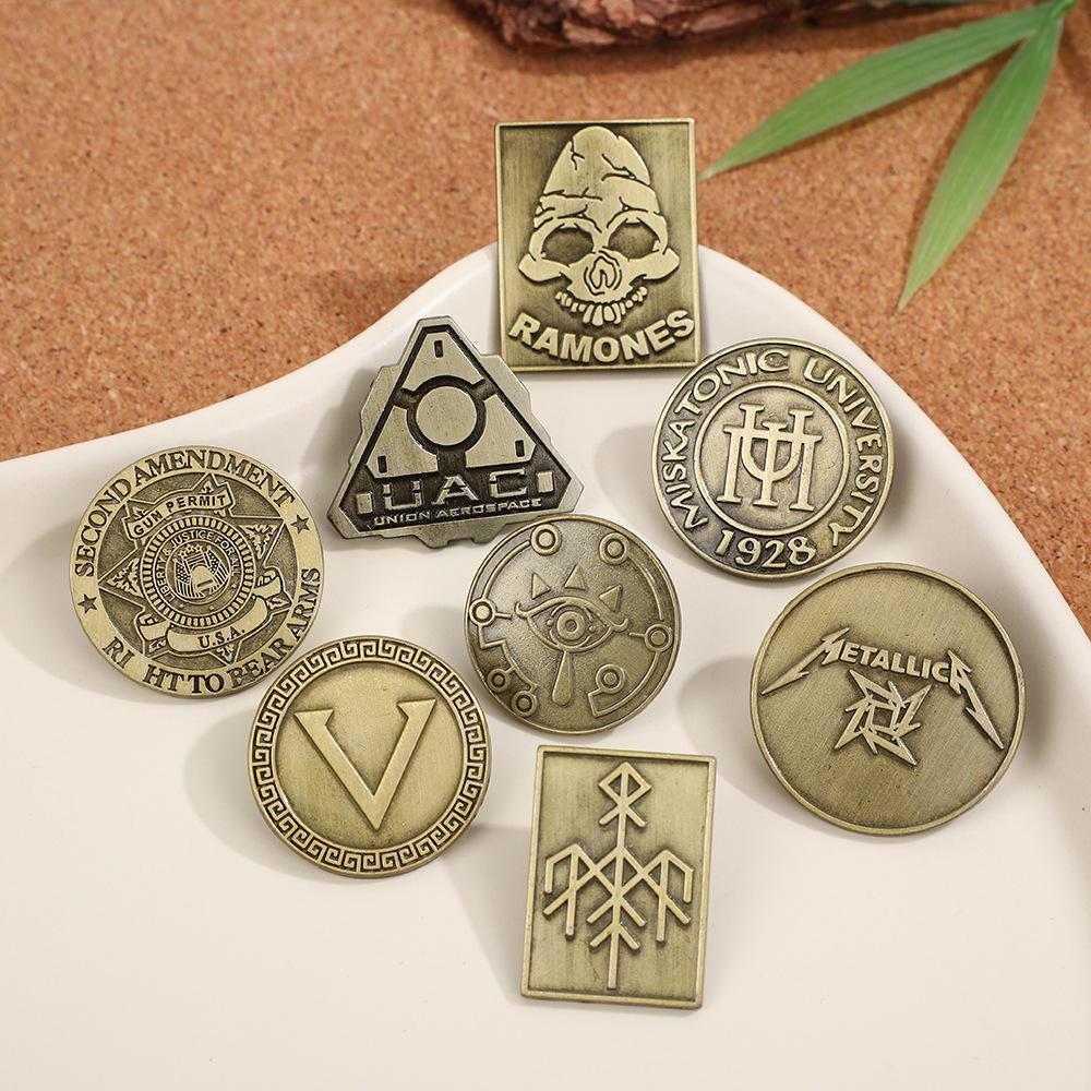 Creative Personality Brass Series Brooch Niche High-end Metal Badge Clothing Backpack Decorative Accessories