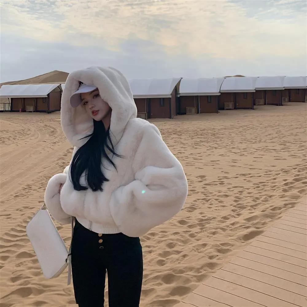 Furry Cropped Faux Fur Coats and Jackets Women Fluffy Top Coat with Hooded Winter Fur Short  Jacket
