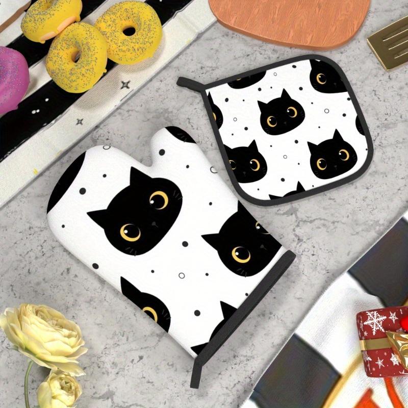 s Cat-Themed Heat-Resistant Oven Mitts - Black & White with Golden Eyes, Polyester, Machine Washable
