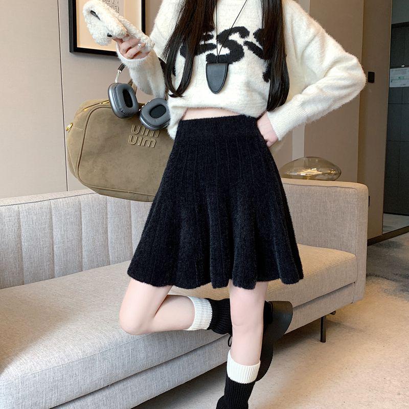 Women's High-Waisted Knitted Midi Skirt - Soft, Milky Color, Flaw-Hiding, A-Line Style for Autumn/Winter