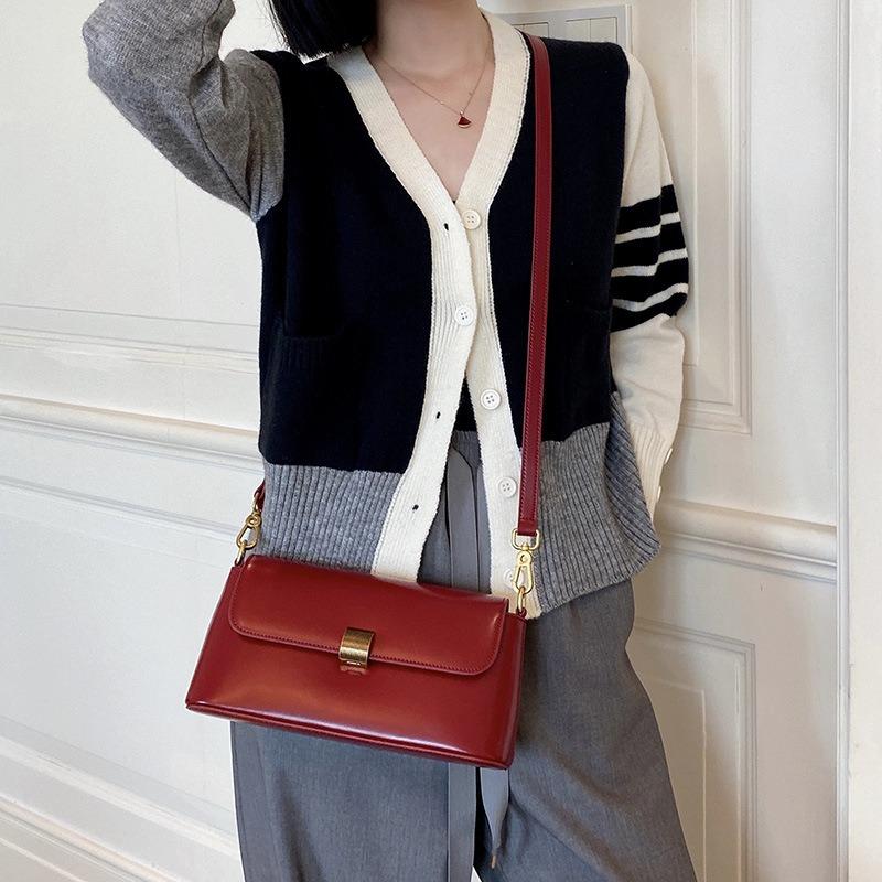 Leather handbag women's new trendy fashion retro underarm bag method stick bag medieval shoulder messenger women's bag