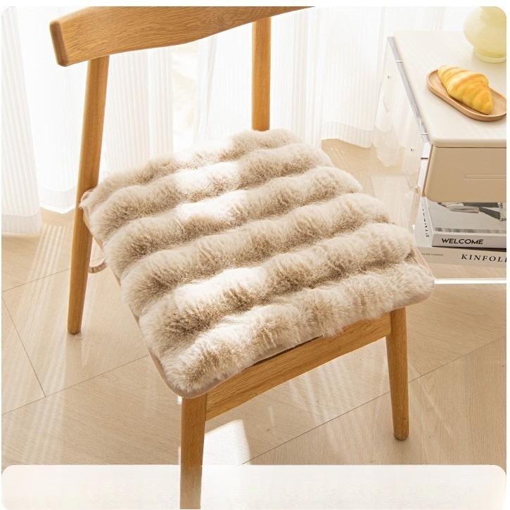 Chair Cushion, Gradient Imitation Rabbit Fur Plush Chair Cushion, Pet Friendly Seat Cushion,Winter Thick Plush Dining Chair Cushion
