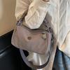 Crossbody bag, fashionable, simple and versatile, 2025 spring new handbag, nylon cloth bag, women's lightweight shoulder bag