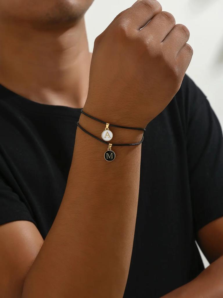 Casual Versatile Black And White Oil Drop Letter Disc Adjustable Bracelets Suitable for Women'S Daily Shopping And Dating Wear Valentine'S Day Gifts