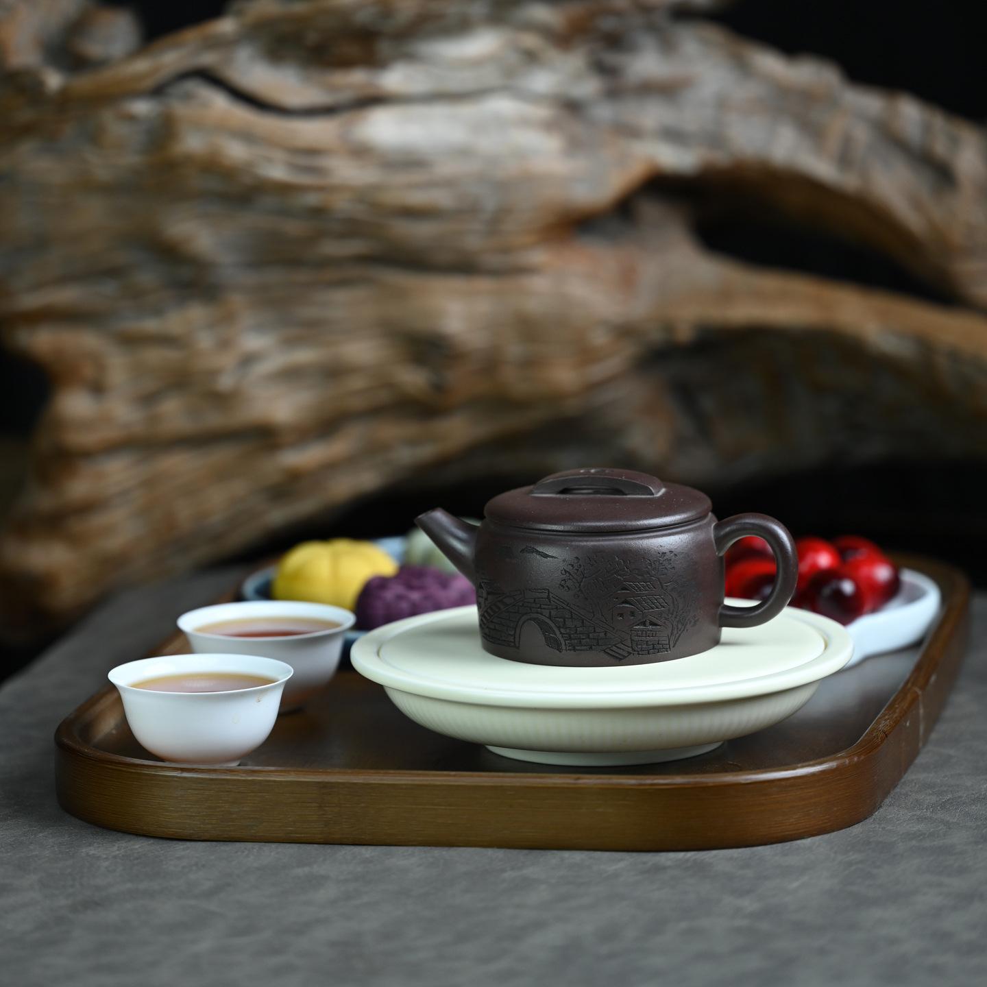 

160ml Authentic Yixing Purple Clay Big Caliber Teapots Hand-carved Landscape Pot Raw Ore Purple Eggplant Mud Kettle Zisha Teaset