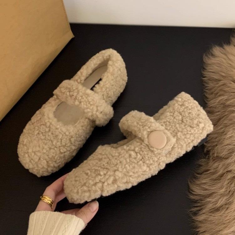 Flat-bottomed lamb wool shoes for women's winter wear 2025 new velvet beanie shoes with Mary Jane single shoes
