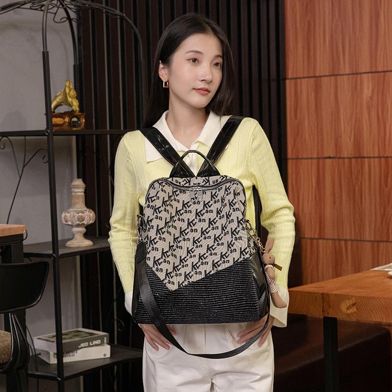 Рюкзак с буквенным принтом — фото 4