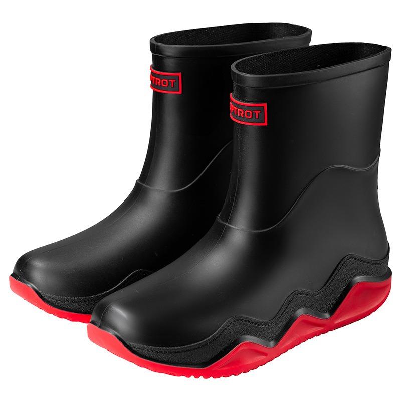

Fashion British men s rain shoes short tube fishing medium tube outdoor work rain boots car wash water shoes men s rubber cover shoes 44