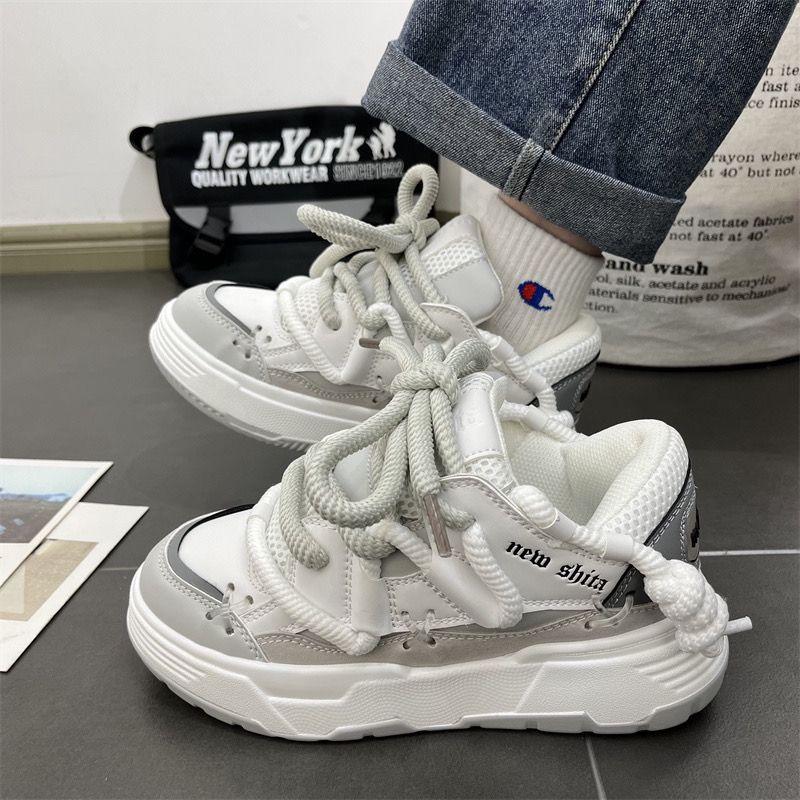 Wide Sole Women Chunky Sneakers Design Bread Shoes Girls Platform Sports Shoes 41 42 Womans Casual Shoes Free Shipping