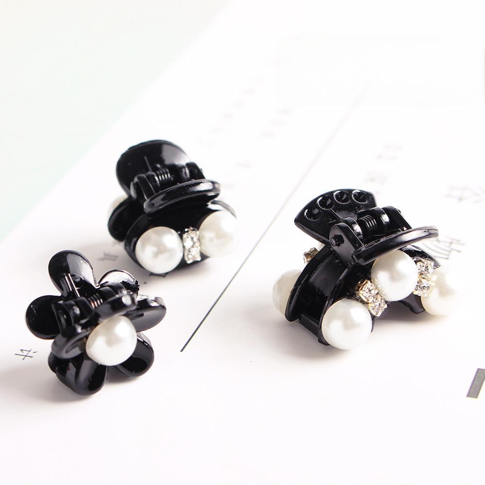Elegant Pearl Small Hair Claw Clip Korean Fashion Hairpin Broken Hair Bangs Headwear Retro Hair Styling Accessories Girls New