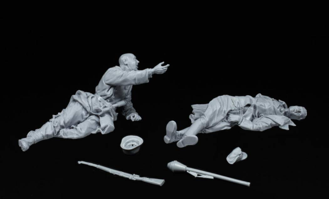 

Stalingrad WWII German Deadly Battle 1945 Dead Comrade and Unscathed Severely Wounded of Resin Kit ST3213 1/35 Volkssturm s (Set 2)