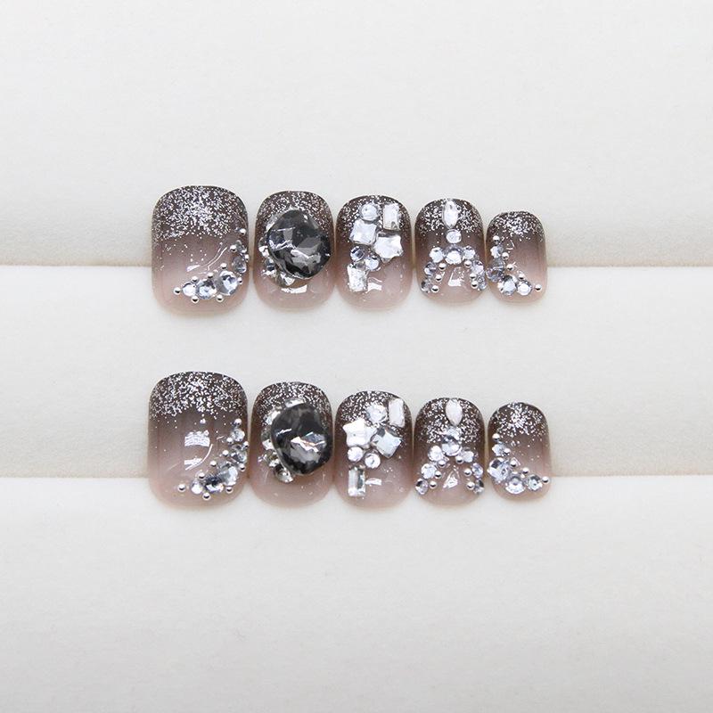 Obsidian Galaxy Black Diamond Press-On Nails: Luxury Reusable Stickers with a Radiant Starry Sky Design.