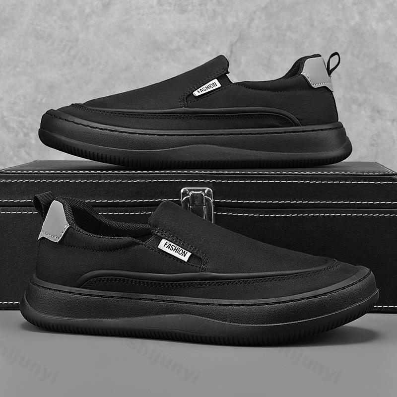 Men's Canvas Casual Shoes 2026 Autumn Fashion Casual Sports Shoes Anti Slip Platform Comfortable Outdoor Sneakers Zapatos Hombre
