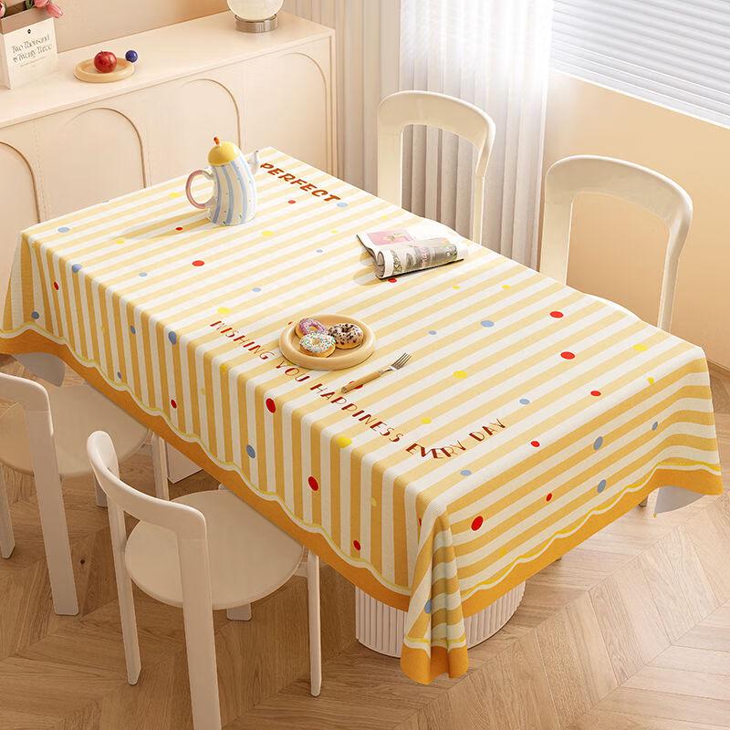 ZISIZ Cream Style Waterproof Tablecloth