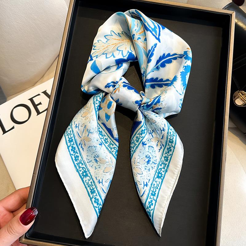 New retro cashew 71CM small square scarf simulation silk scarf spring and summer printing commuting fashion versatile professional scarf
