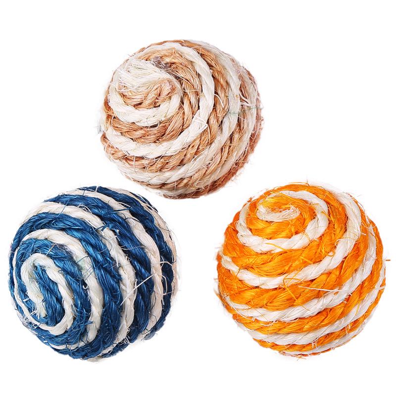 Cat Teasing Toy: Bite-Resistant Sisal Ball with Sound for Self-Play and Scratching