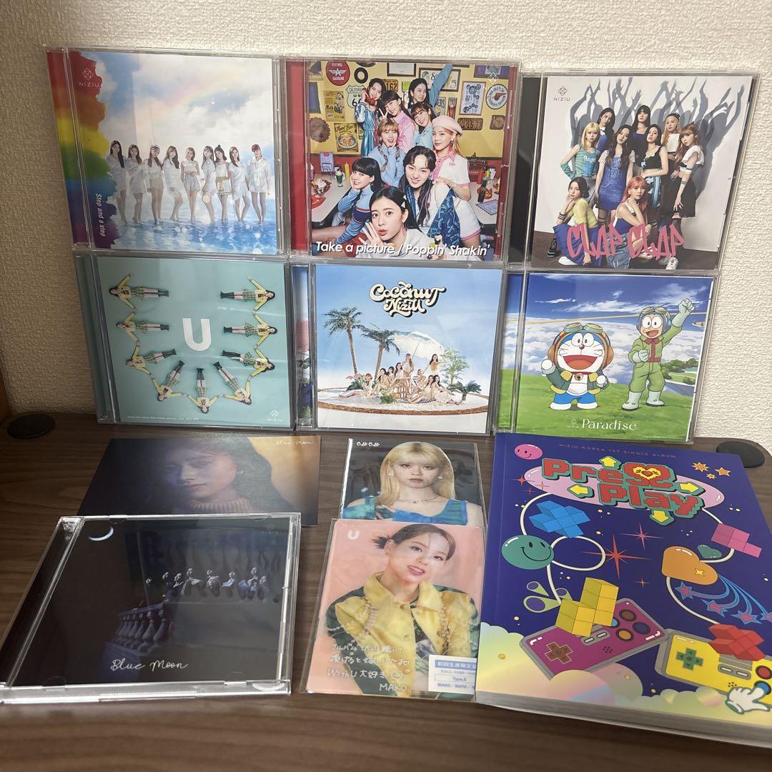 

[USED] NiziU CD Collection