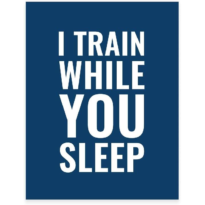Andaz Press Коллекция настенных арт-принтов для спортзала и фитнеса, 8,5x11 дюймов, Терпи боль дисциплины или боль сожаления Постер, 1 шт., Без рамки I Train While You Sleep