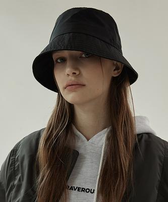 RAVEROUS Basic Logo Bucket Hat Black