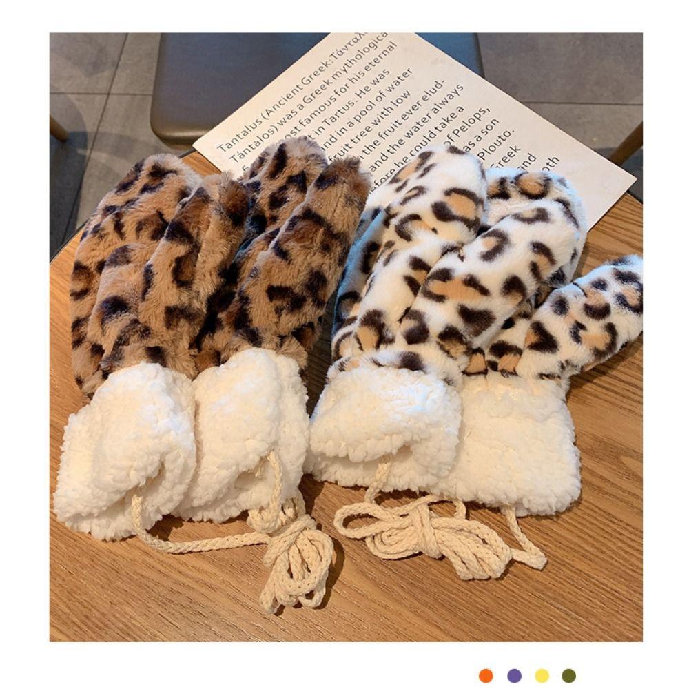Halter Design Plush Gloves Cow Printed Christmas Mittens Autumn Gloves  Outdoor Activities