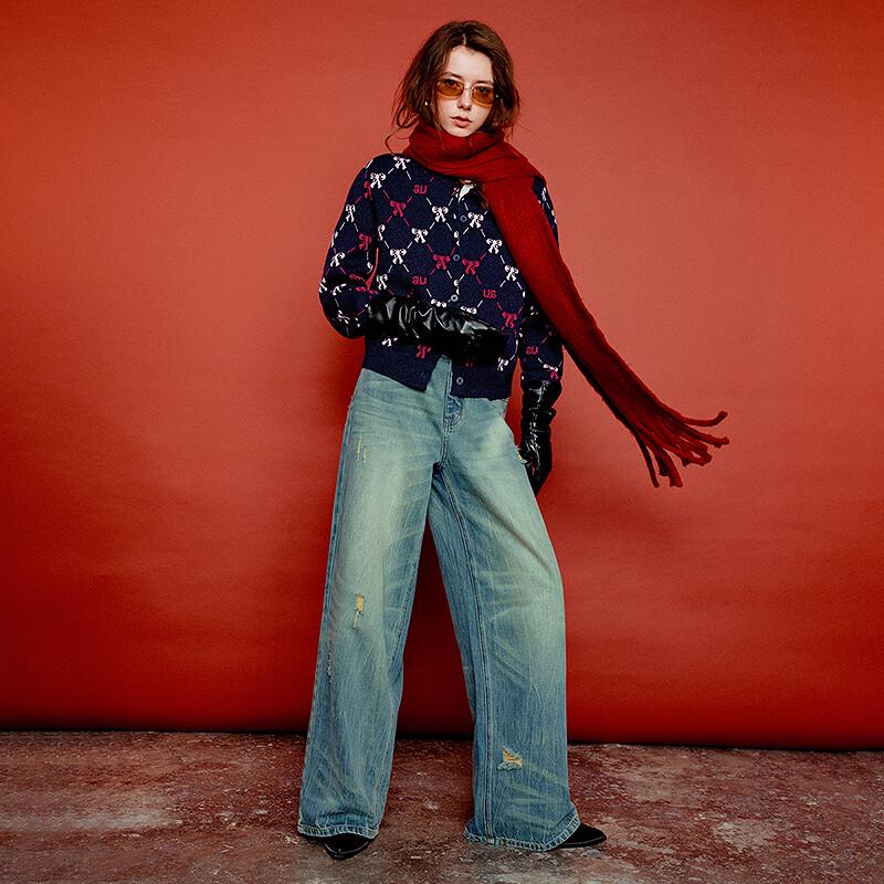 Chuyu Women's Bow Jacquard Knit Cardigan