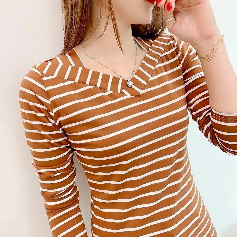 95 Cotton Long Sleeved Striped T-shirt Women's Fashion Spring Autumn New V-neck Bottoming Blouse