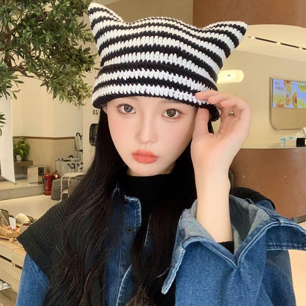 [GEBRAUCHT] Stray Kids Katze Ohren Gestreifte Strickmütze Weiß x Schwarz Stray Kids Felix