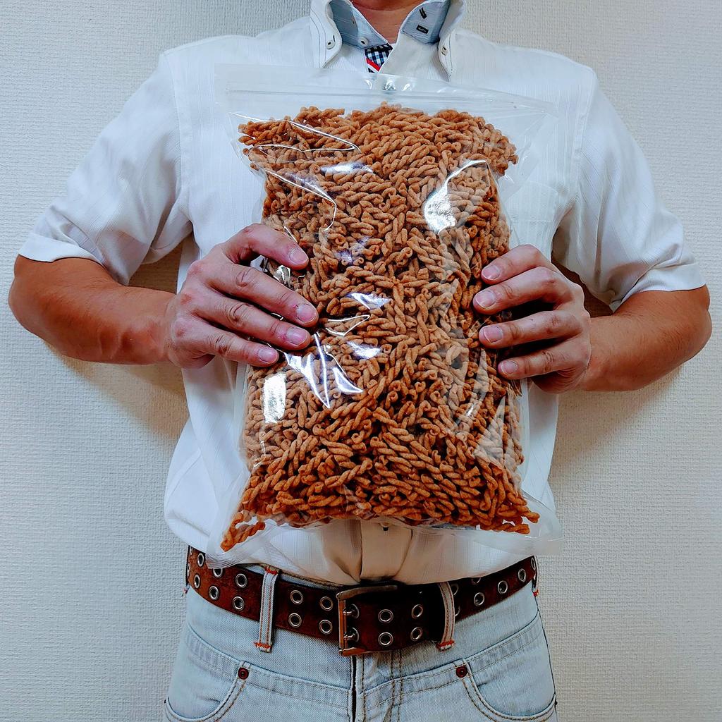 Kurodaya Pasta Snack 1000g Salty Taste Ziplock Bag FRIED PASTA SNACK SALTY TASTE 1kg