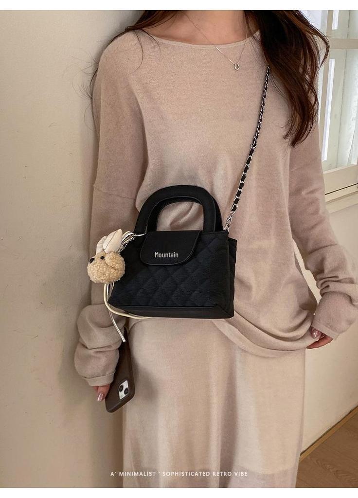 2026 Spring/Summer Women's Cute Bear Handbag - Diamond Lattice Chain, Shoulder & Crossbody Bag