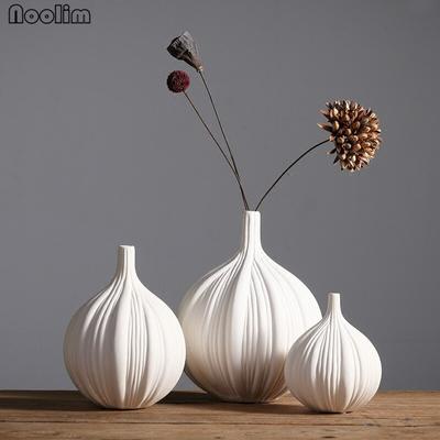 Simple Vase Garlic Shape Ceramic Small Vase Wedding Home Office Cafe Decoration Ornaments