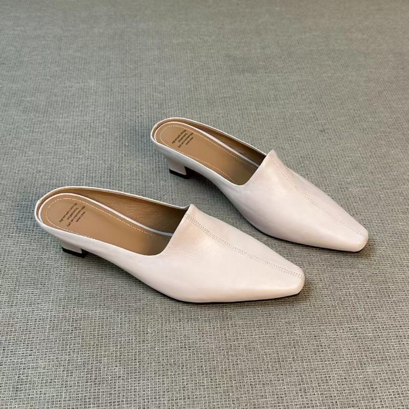 Quadratische Kopf Dicke Ferse Tasche Kopf Halbe Hausschuhe Weiblich Pendler Faul Ein Pedal Mode Coole Hausschuhe Weiches Leder Einzelne Schuhe
