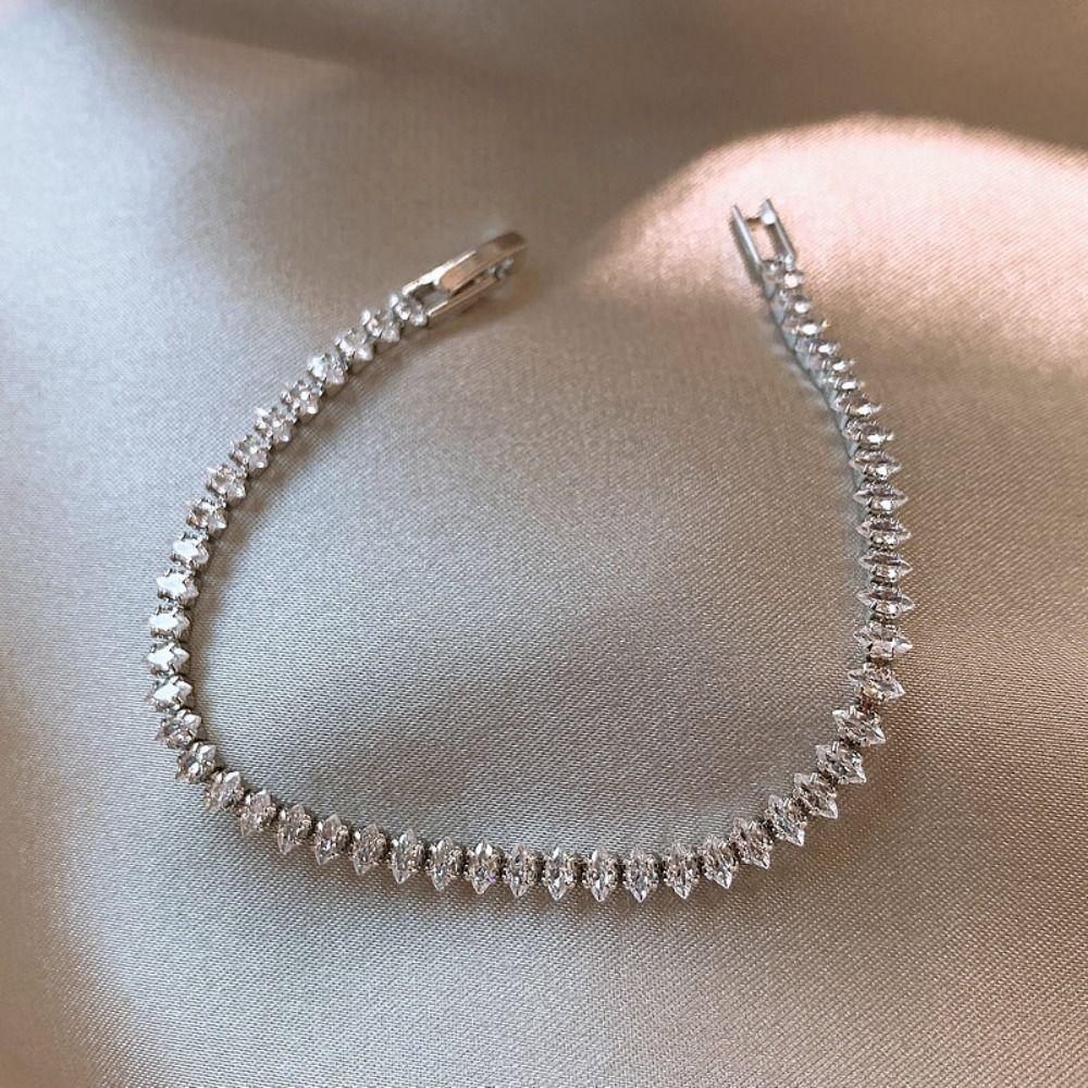 Rhinestone Zircon Chain Bracelet Simple Style Gold Silver Sparkling Bracelet Luxury Jewelry Elegant Diamond Bracelet