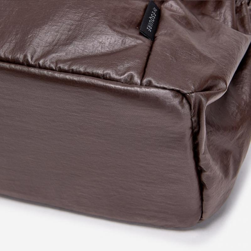 By ESquire Women S Lennie gloSSy Shirring Backpack Brown