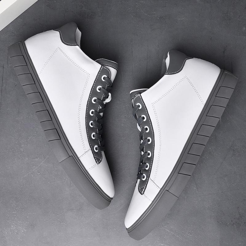 Leather Increased Height British Shoes Massage Soles for Men's Fashionable High Top Shoes Winter Plush Men's Sports Shoes