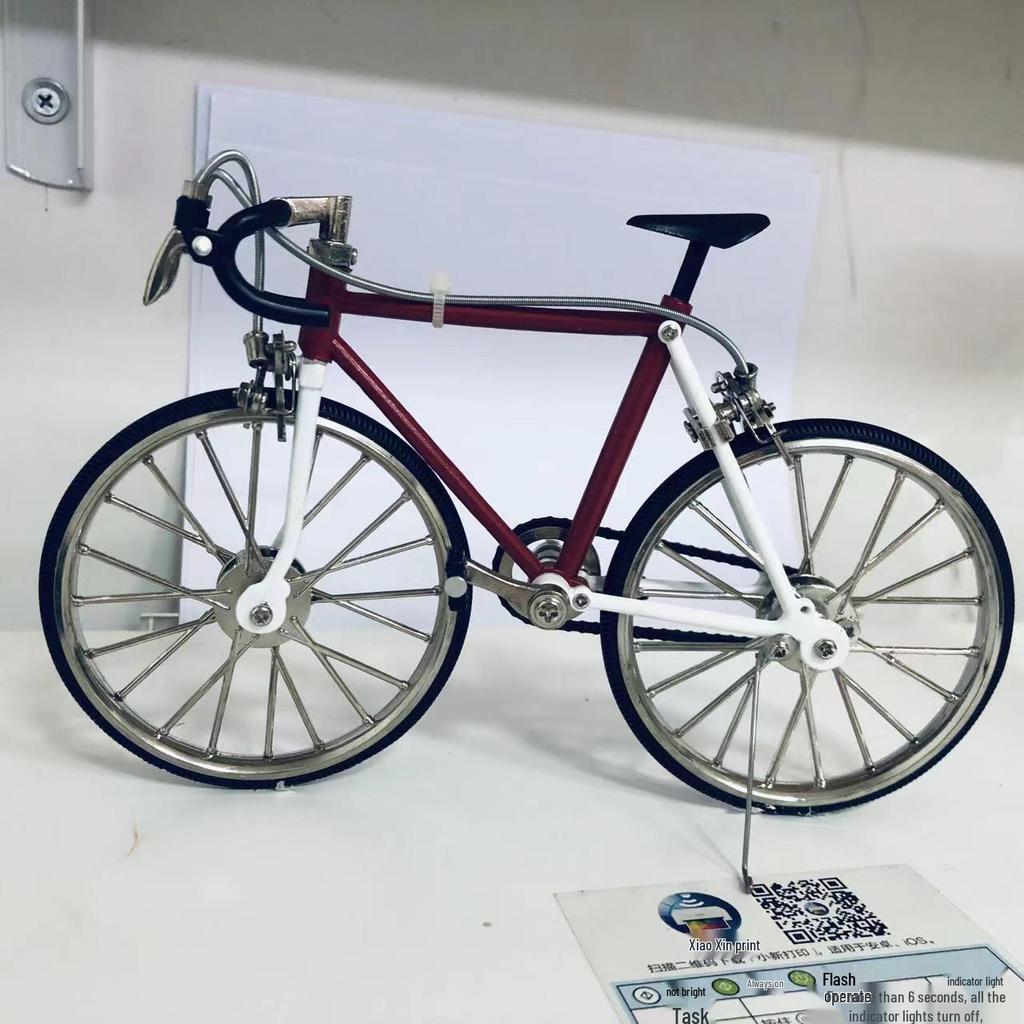 1:10 Miniature Alloy Bicycle Model with Brake and Movable Wheels