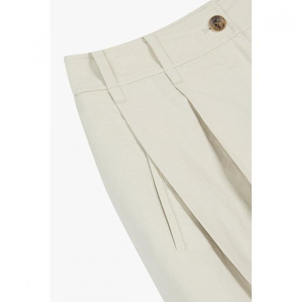 VOV Tuck Pleated Shorts 7156230013