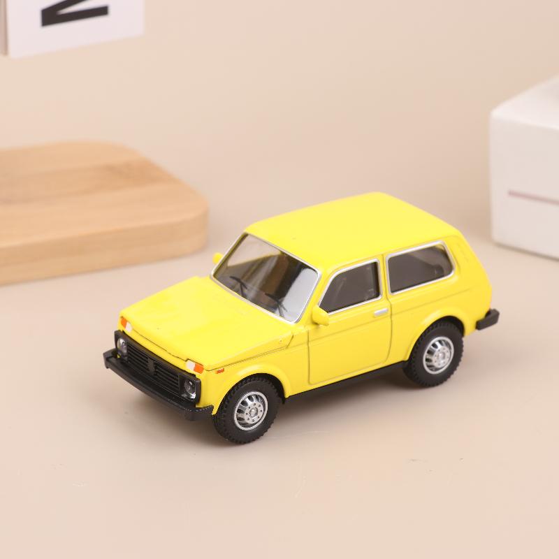 1/43 Scale Simulation Alloy Car Model Retro Diecast Metal Toy Car Ornaments Desktop Decoration Collect Hobby Gifts