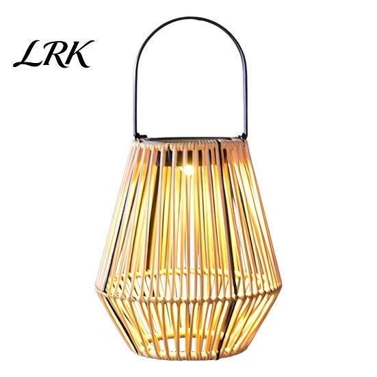 Rattan Woven Solar Lamp Lantern, Outdoor Faux Light, Rustic Waterproof Decorative Light Powered Hanging Lantern for Garden Balcony Patio Porch