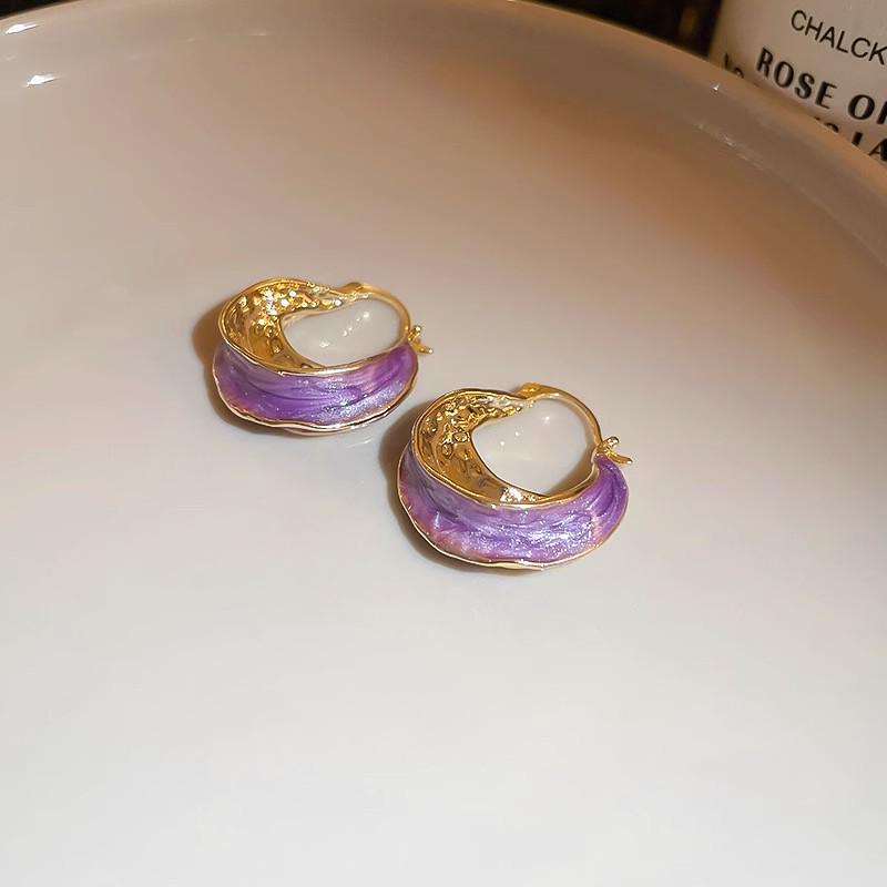 Violet Drip Glaze Twisted U-Shaped Ear Cuffs: High-End Design, Simple & Versatile Temperament Earrings.