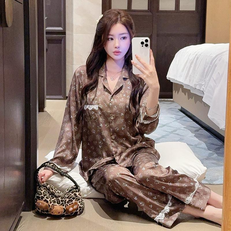 Factory goods 1011 printed long-sleeved new ice silk pajamas women's Douyin fashion cartoon Internet celebrity fashion loungewear