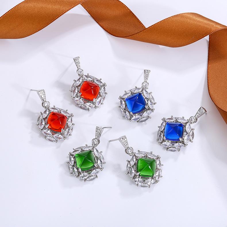 High-End Heavy Industry Color Treasure Emerald Earrings Light Luxury Personalized Earrings
