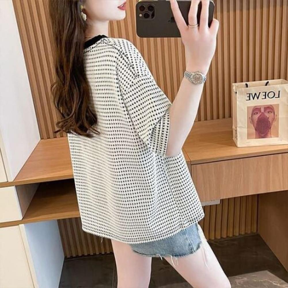Navava Women Casual Check Round Neck ShorT Sleeve T shirT nT2497