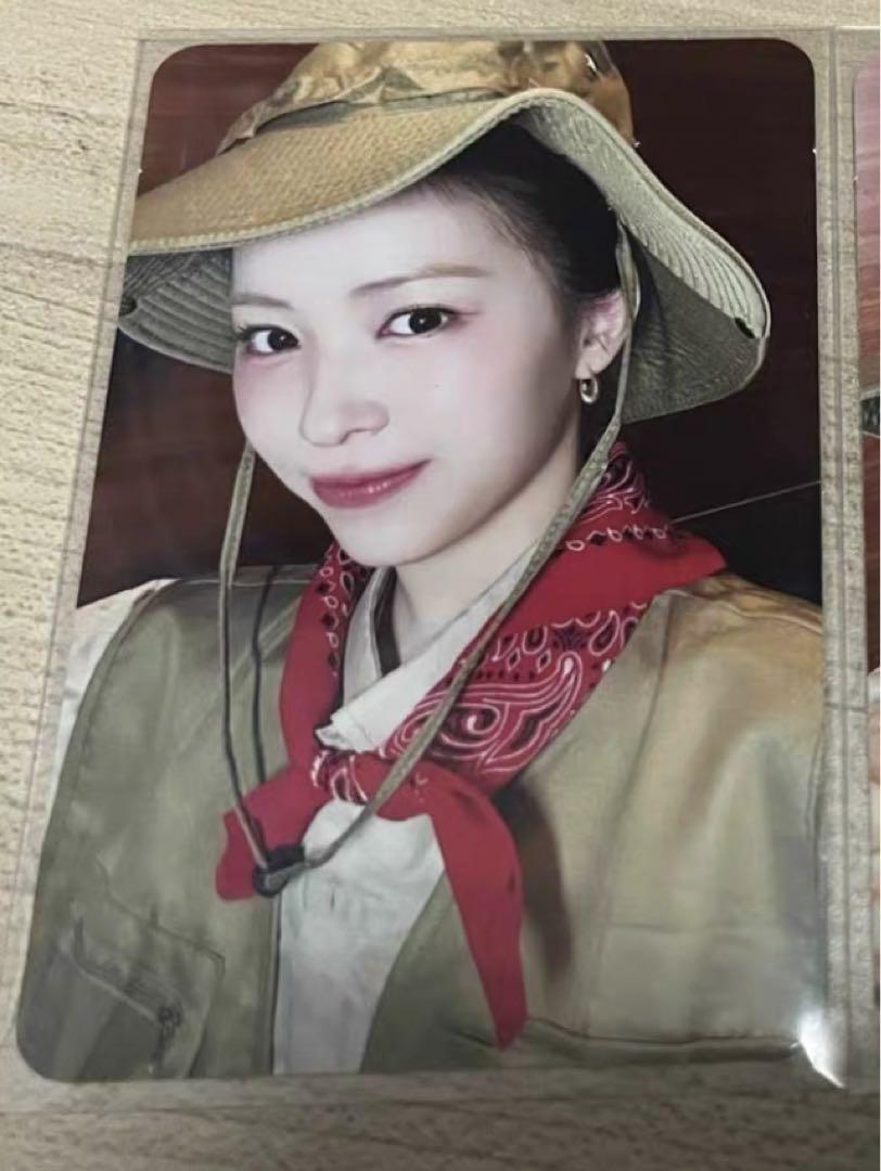 

[USED] itzy GOLD makestar Yonton Limited Expedition Trading Card Ryujin